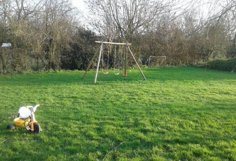 Bed and Breakfast Domaine Des Cigognes Chambre D'hôtes