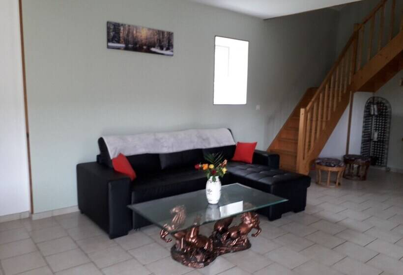 ベッドアンドブレックファースト Domaine Des Cigognes Chambre D'hôtes