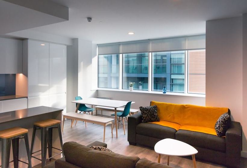 Destiny Student The Point