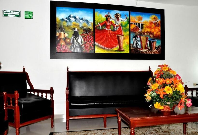 בית מלון כפרי Arce Plaza