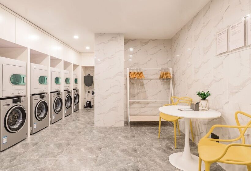 Atour Hotel Changxing Huzhou