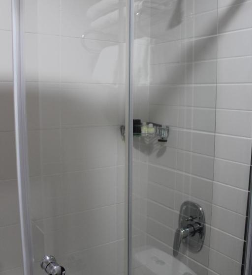 בית מלון כפרי Bellapais Oasis