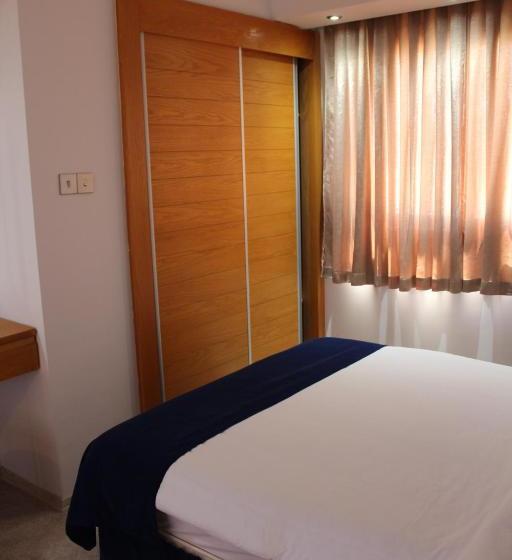 בית מלון כפרי Bellapais Oasis