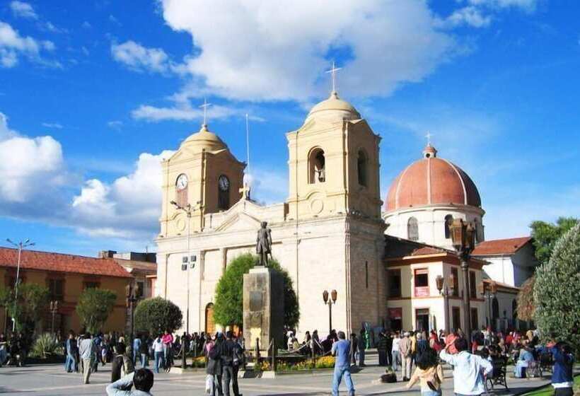 هتل Casa Blanca Hospedaje