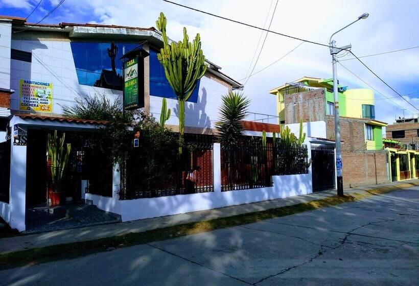 هتل Casa Blanca Hospedaje