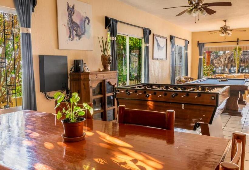 Отель Casa Maria Resort