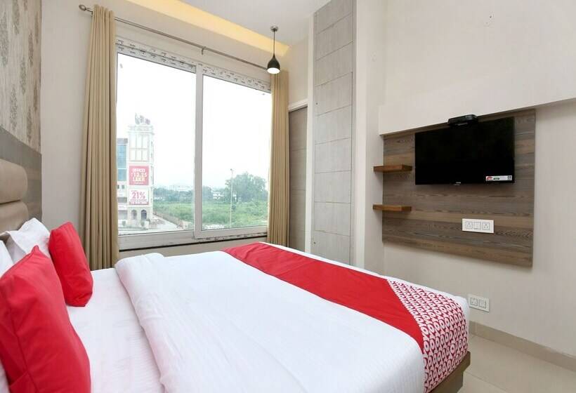 酒店 Clg Grand By Oyo Rooms