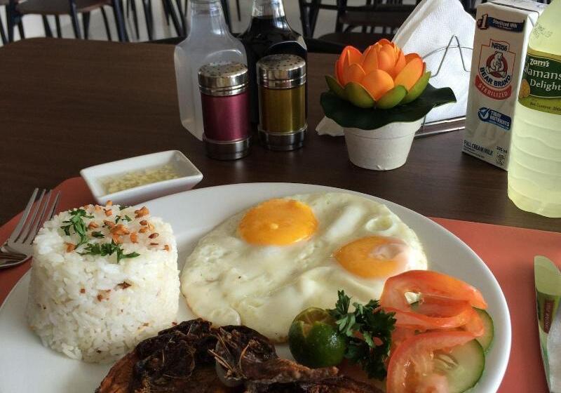 ホテル Cresebo Mansion