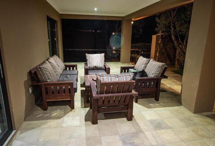 فندق Golden Impalas Bush Resort