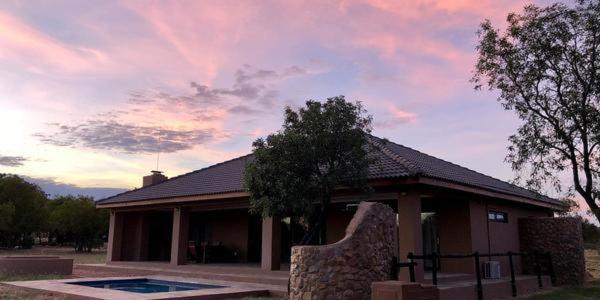 فندق Golden Impalas Bush Resort