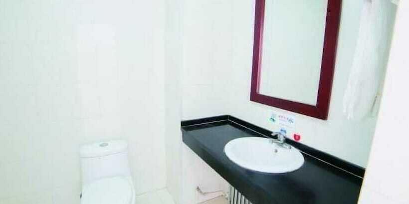 هتل Green Orange Express Inn