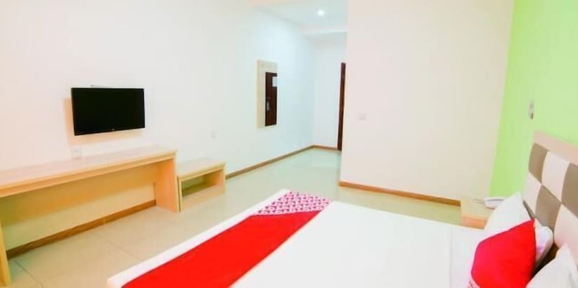 هتل Green Orange Express Inn