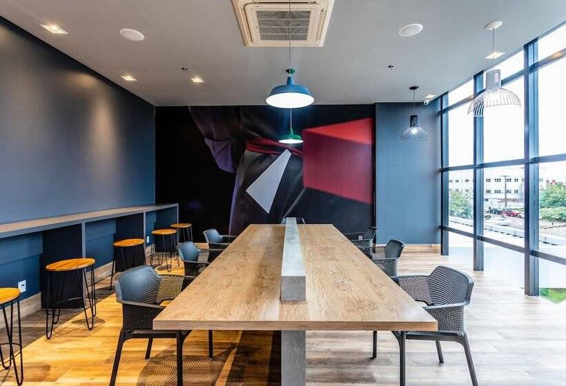 酒店 Ibis Palmas Avenida Jk