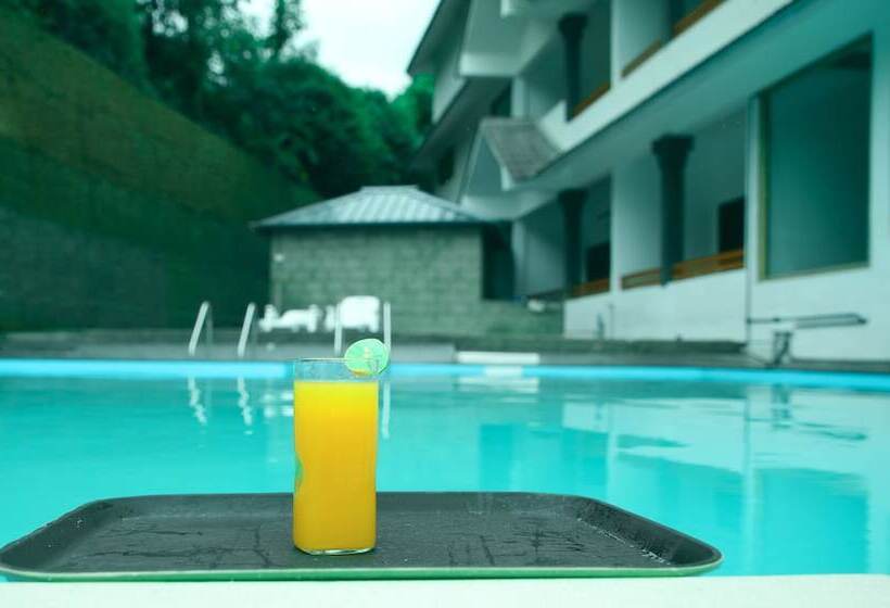 هتل Periyarmountainpalace