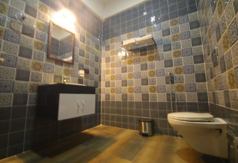 هتل Periyarmountainpalace