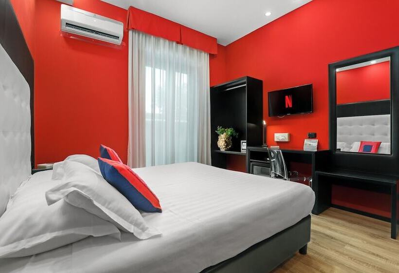 Отель Reggia Suite Spa