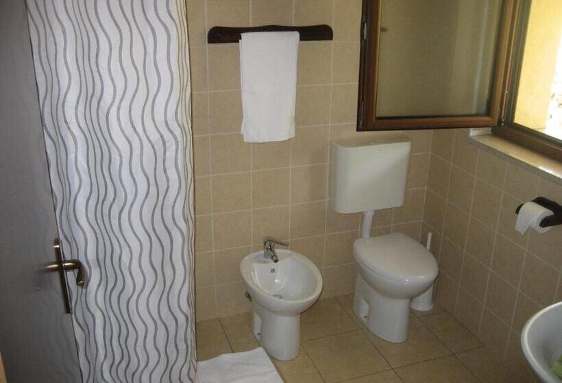 فندق ريفى Agriturismo Radovic