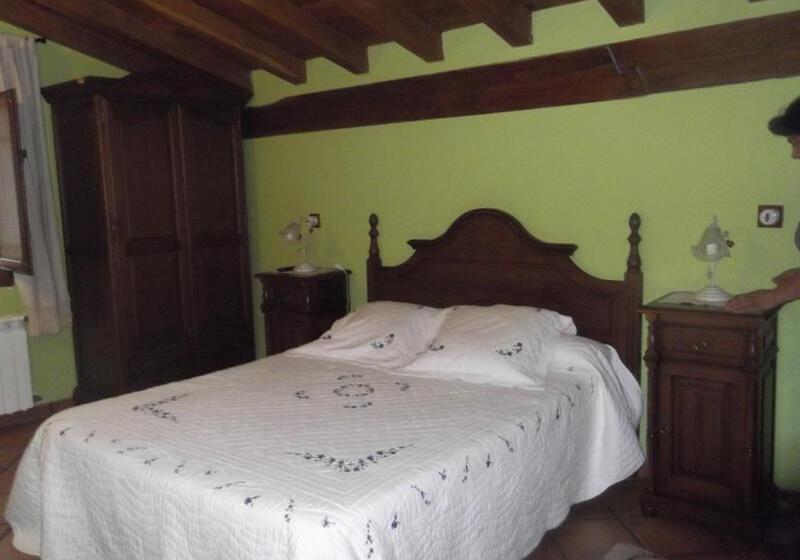 בית מלון כפרי Casa Aingeru