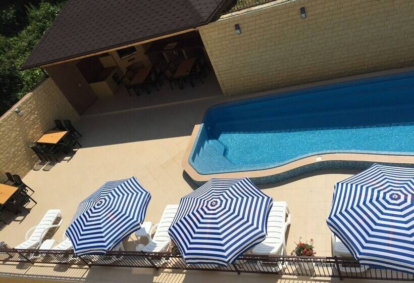 בית מלון כפרי Sergiy