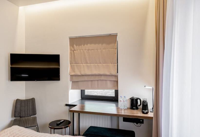 هتل Wellion Suharevskiy