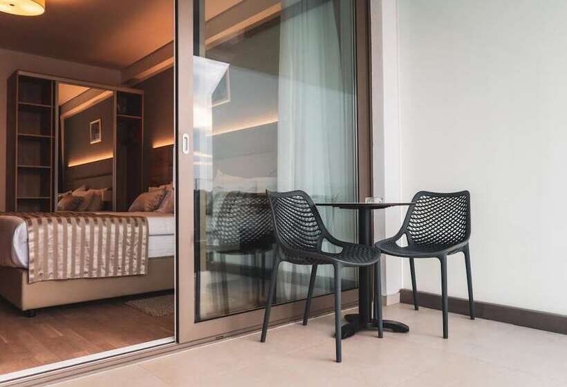 Kaneo Beach Hotel Novalja