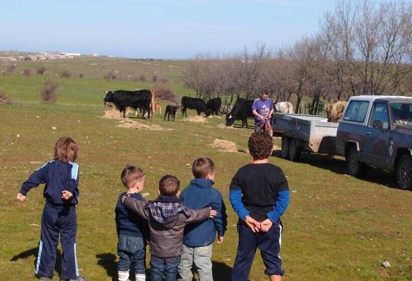 Agroturismo El Mirador De La Cigüeña