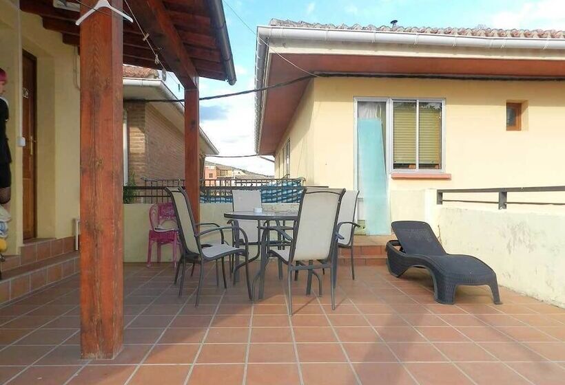 Albergue Casa Alberdi   Hostel