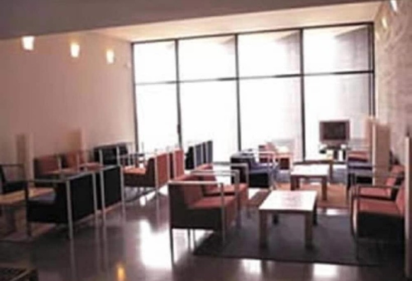 Albergue De La Via De La Plata   Hostel