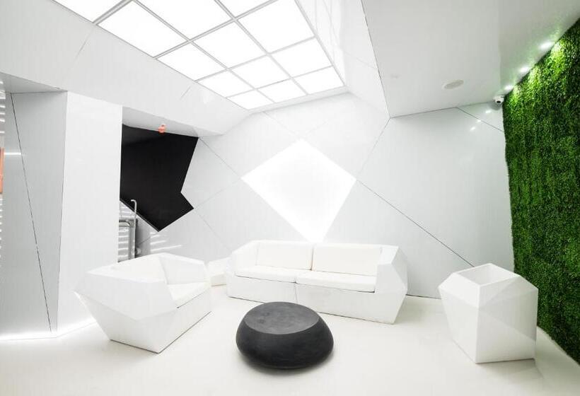 פונדק Optimi Rooms Bilbao