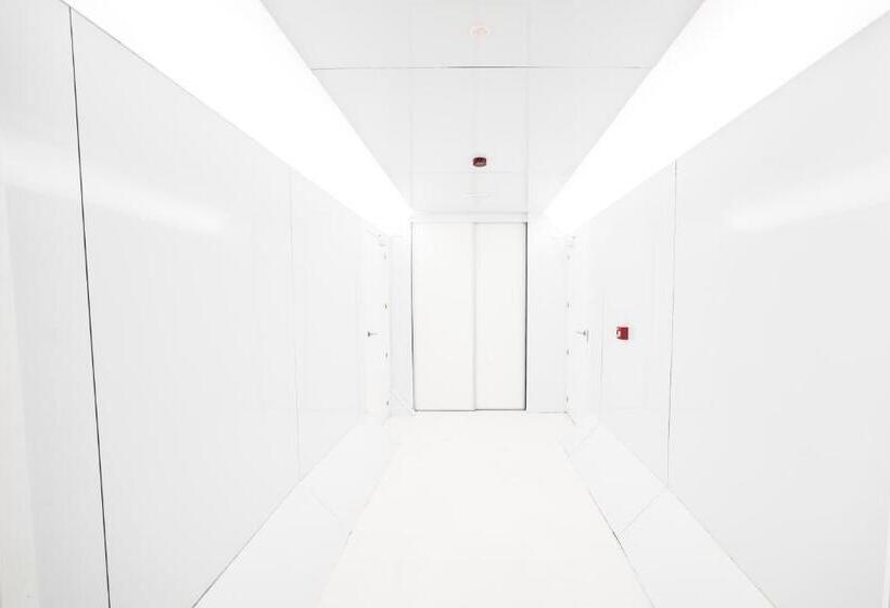 פונדק Optimi Rooms Bilbao