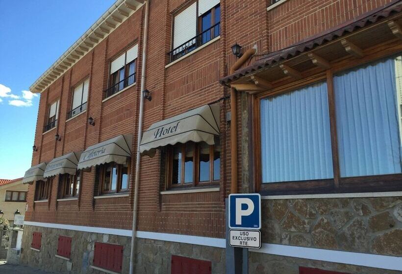 בית מלון כפרי Duque