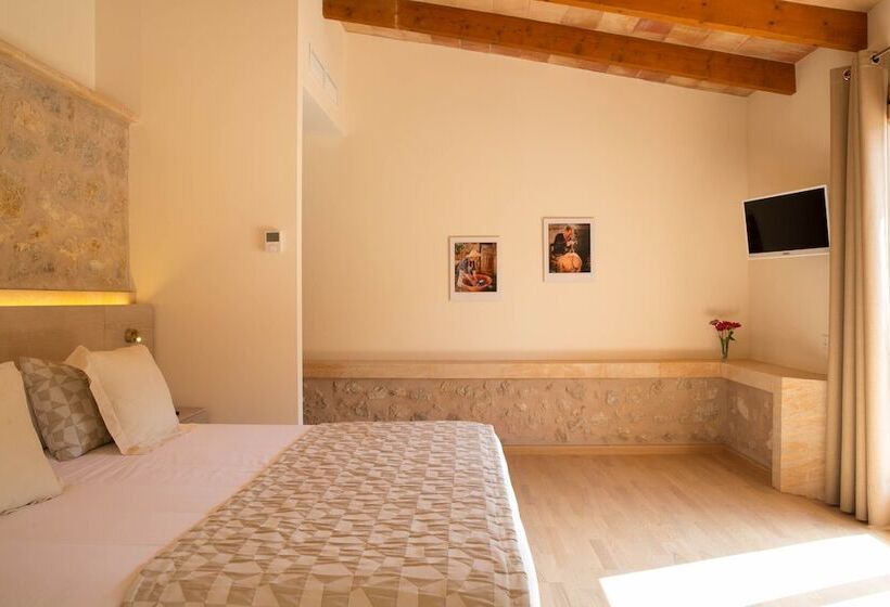 교외 호텔 Agroturismo S'arboçar