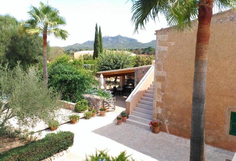 هتل روستایی Son Capellot