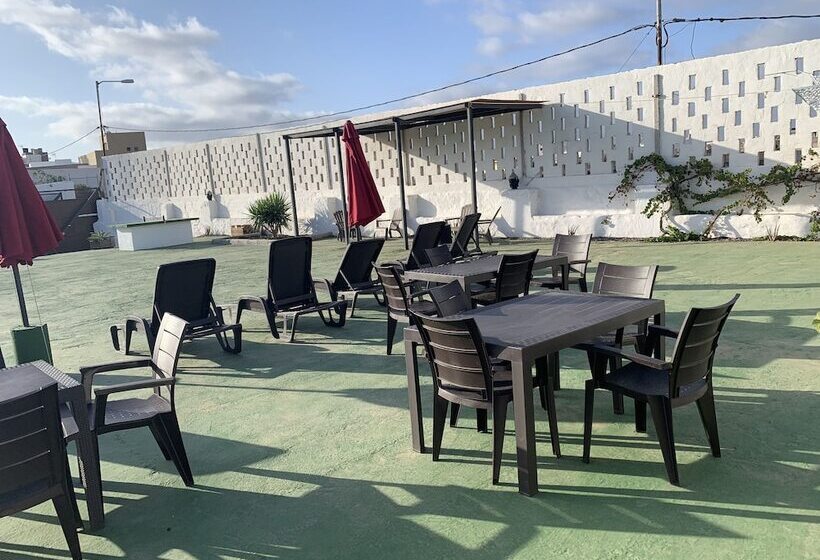 ホテル Valtisya Pool And Airport