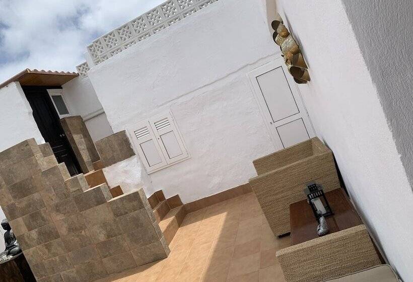 ホテル Valtisya Pool And Airport