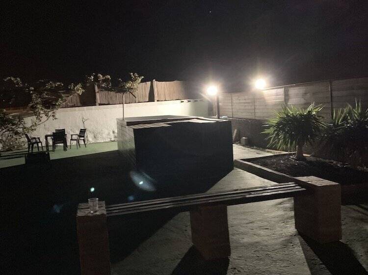 ホテル Valtisya Pool And Airport