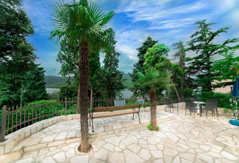 Apartments Santaleza