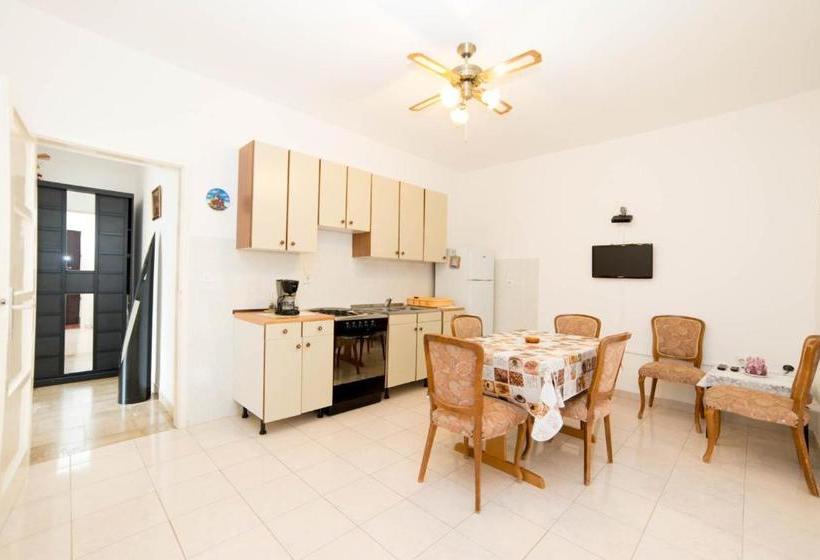 Apartments Santaleza