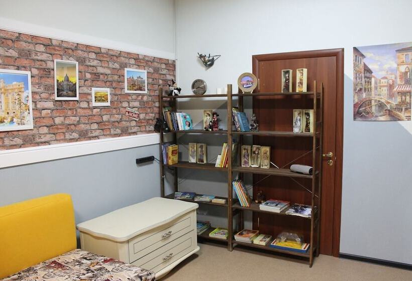 Boutique Hostel Be Happy