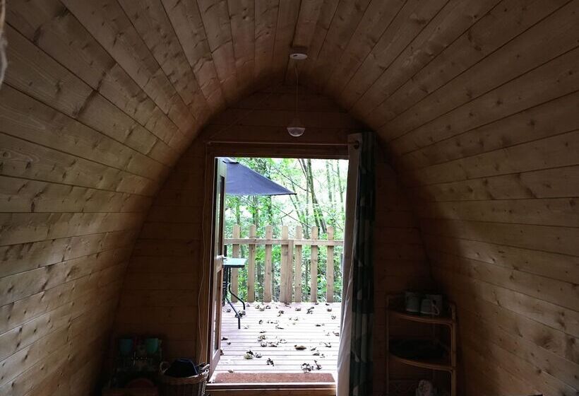 Broomhills Farm River Eco Pods