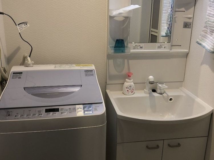 Fujisawa Inn & Suites