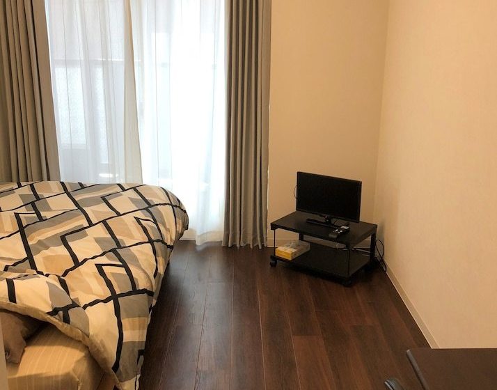 Fujisawa Inn & Suites