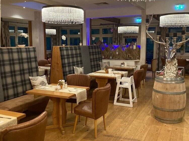 Hallstatt Dachstein Inn