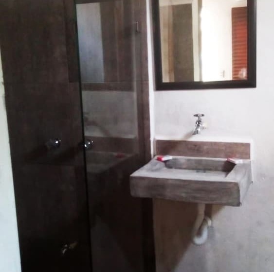 فندق فئة نجمة واحدة Nauh Xulha Rooms