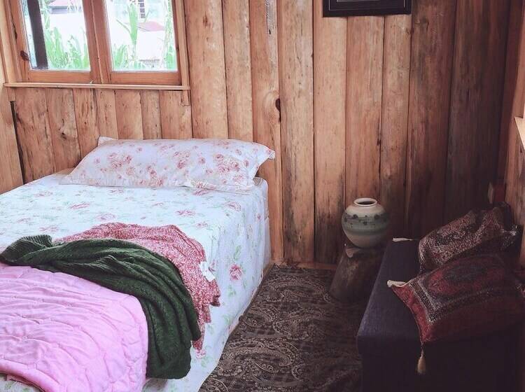 Отель Agape Log Cabin