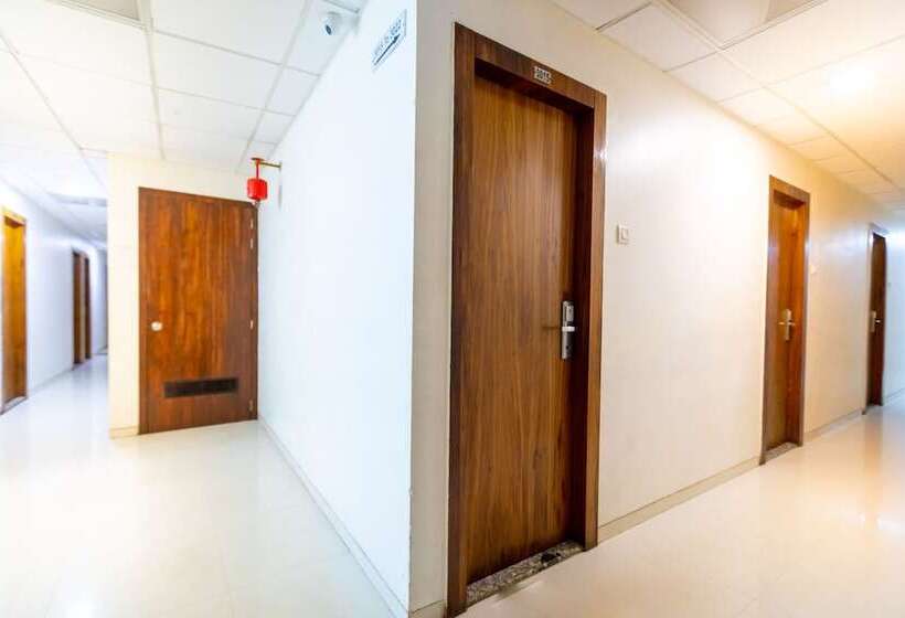 هتل Apex International