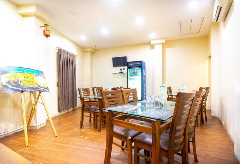 هتل Apex International