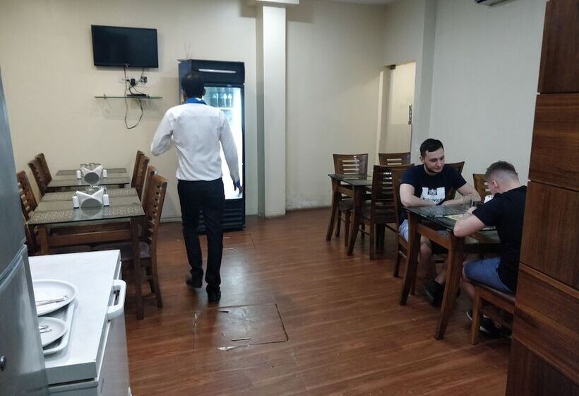 هتل Apex International