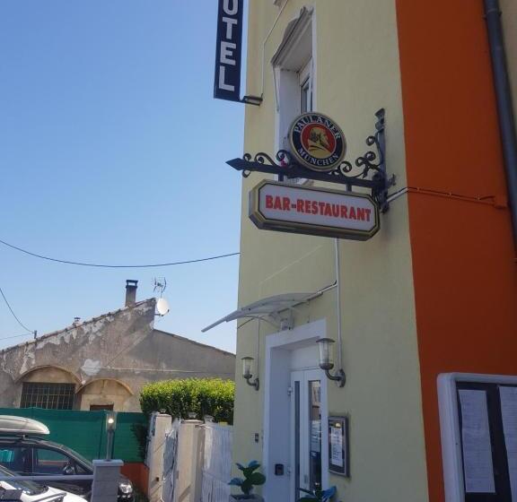 酒店 Auberge De La Licorne