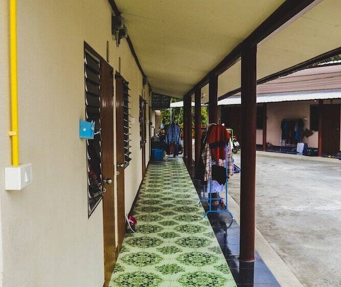 فندق Bannkrithamed Chiangmai